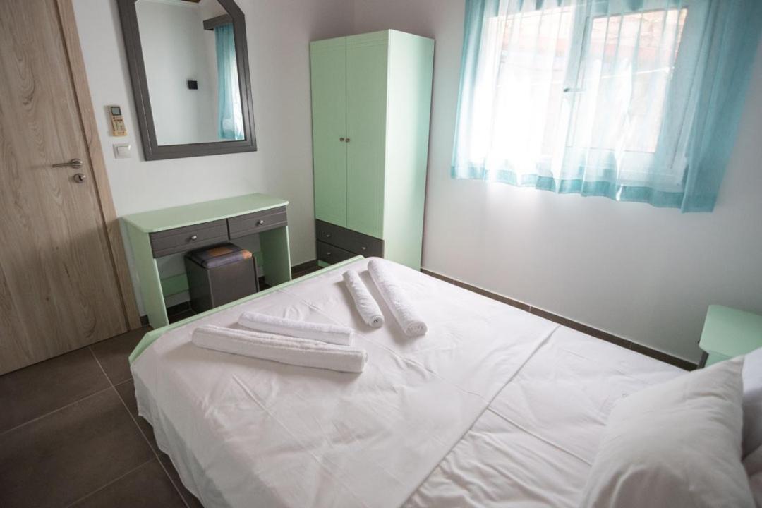 Olive Tree Villa ลีเกีย ภายนอก รูปภาพ