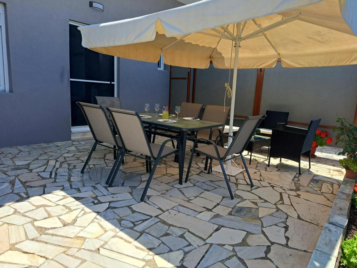 Olive Tree Villa ลีเกีย ภายนอก รูปภาพ